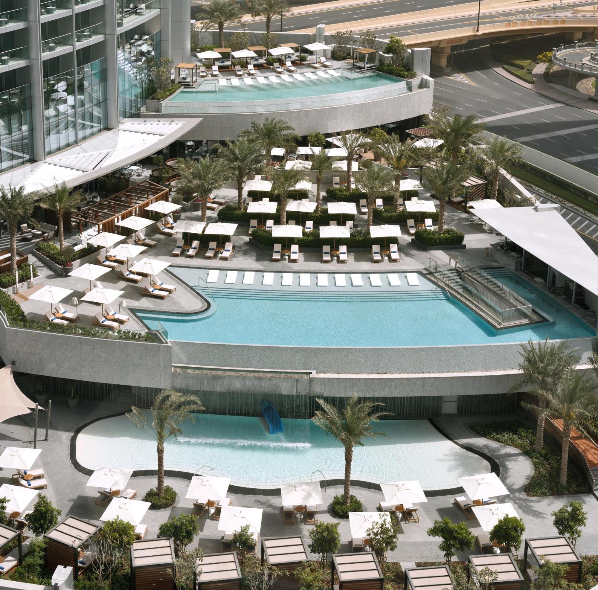 Kempinski The Boulevard Dubai Eksteriør billede The pool at the Atlantis Paradise Island